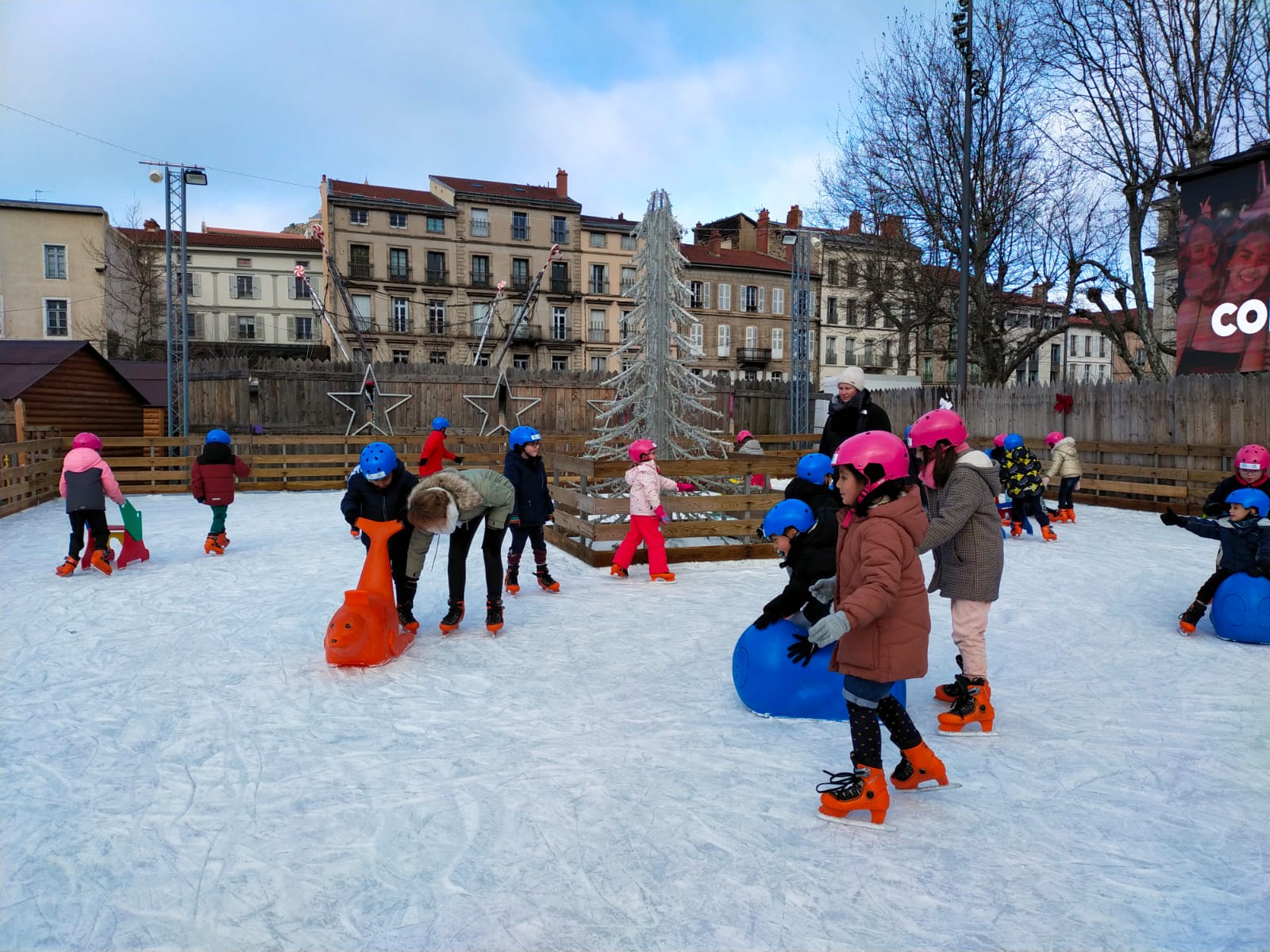 Deux après-midis à la patinoire pour les classes de primaire