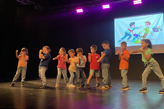 Spectacle de fin d'année : Tissons des liens
